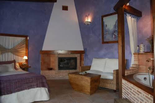La Carreteria Hotel Camanas ภายนอก รูปภาพ